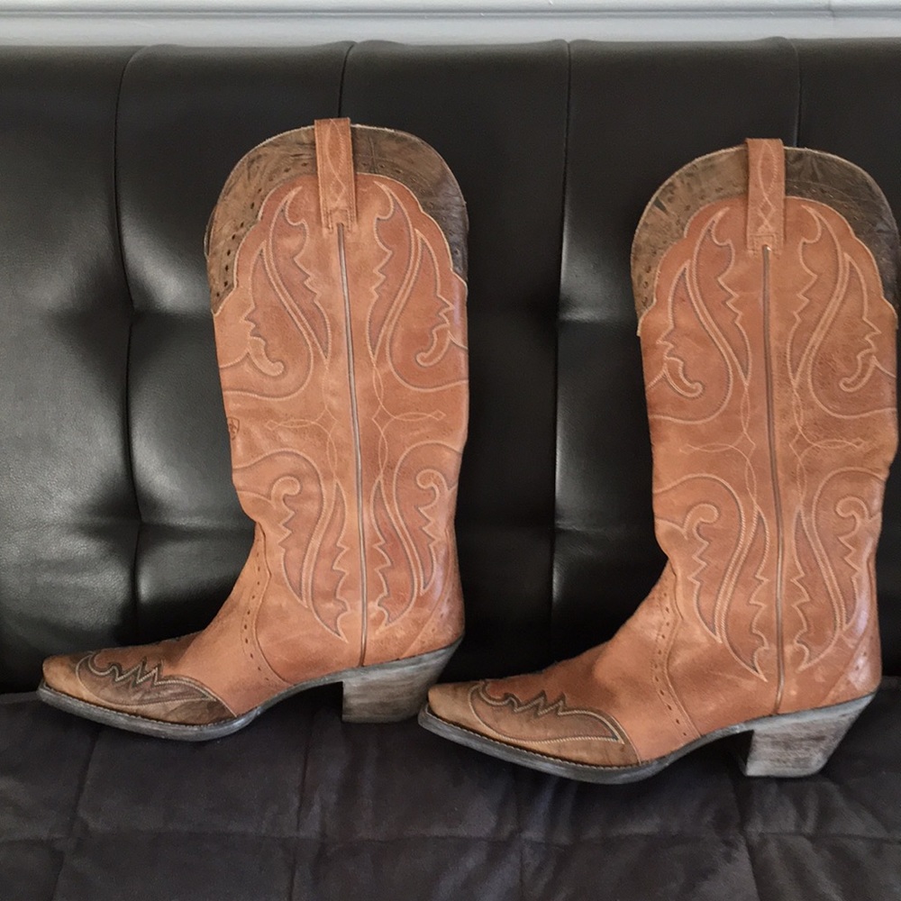 Aritat Women’s Cowgirl boots